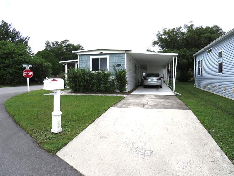920 Olive Dr.