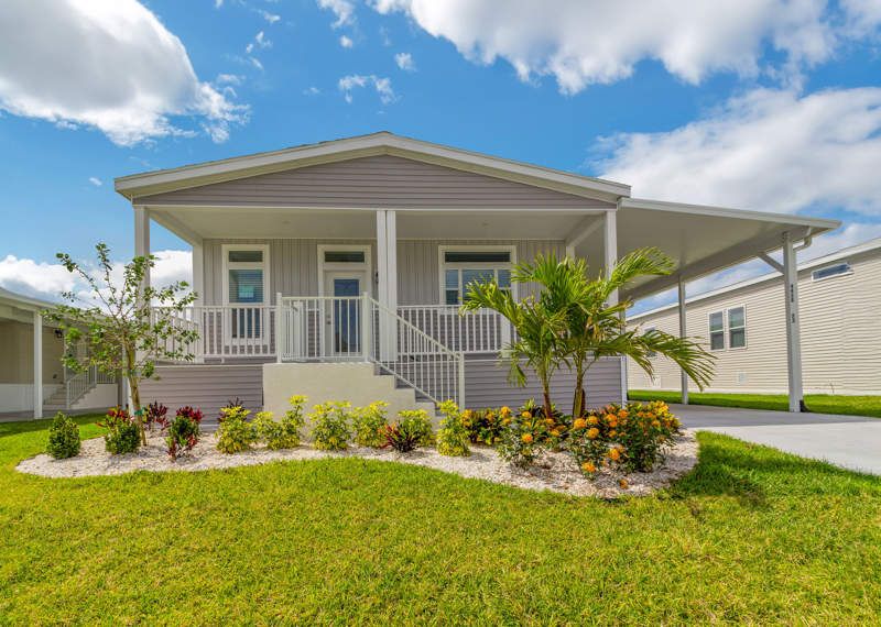 4438 Lady Beverlee Court South