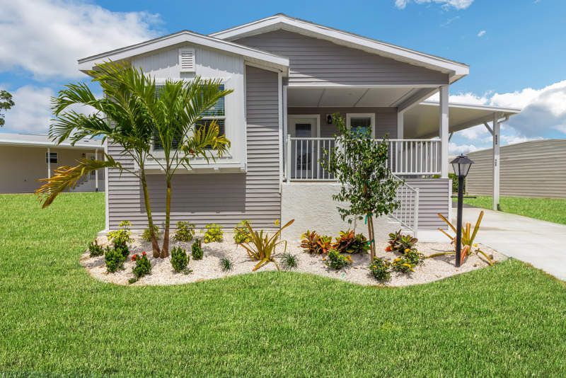 8866 Royal Manor Circle