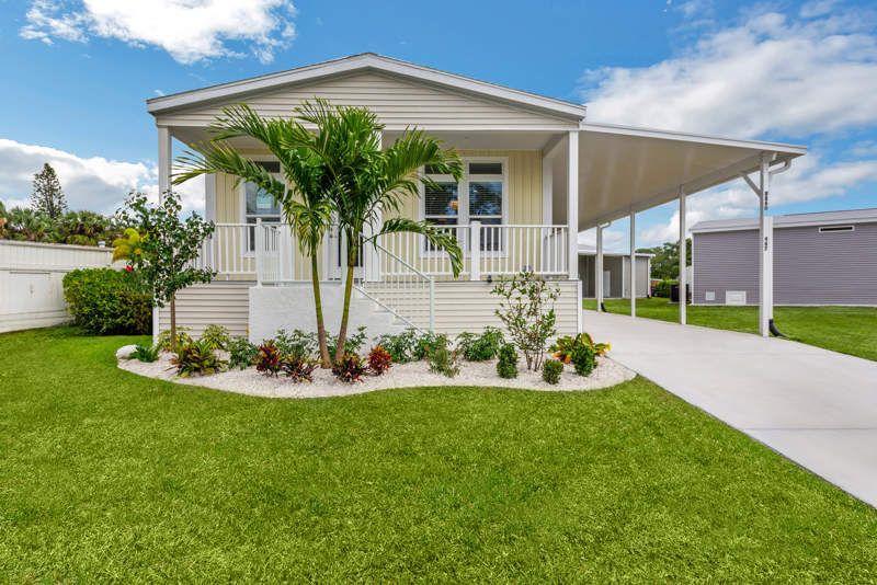 8860 Royal Manor Circle