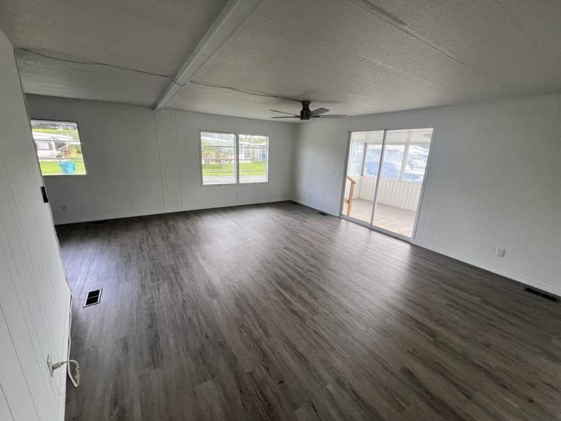 4132 Royal Manor Blvd, #11