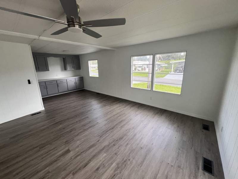 4132 Royal Manor Blvd, #11