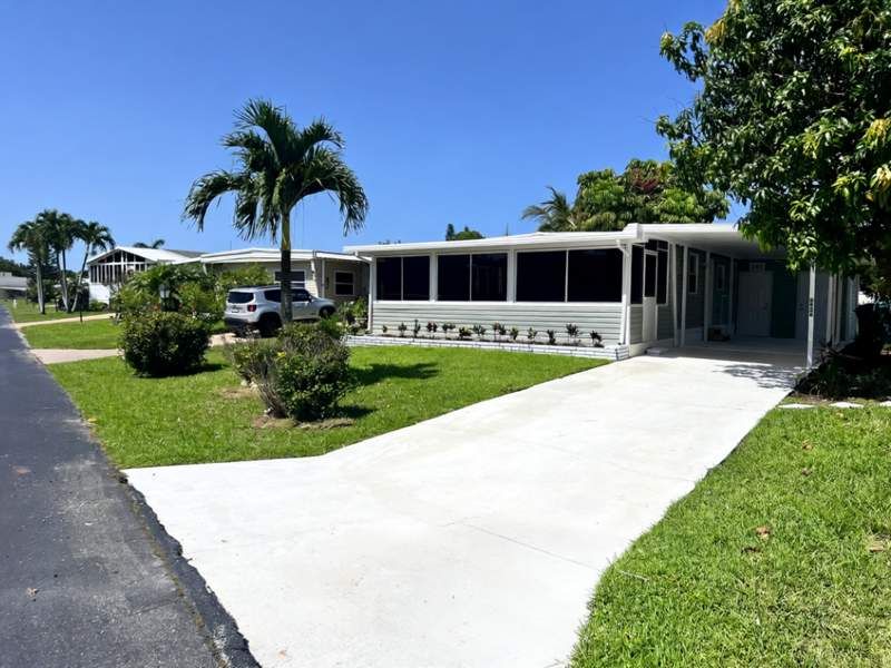 8938 Princess Donna Court East, #170