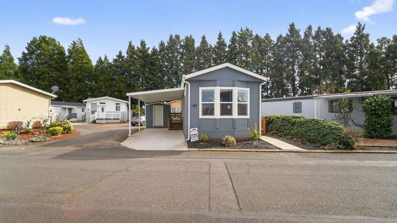 2200 Lancaster Dr SE #11A