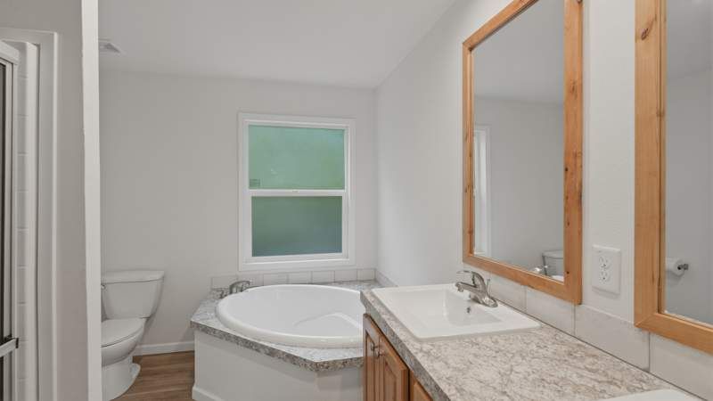2410 Lancaster Dr. SE, #1013