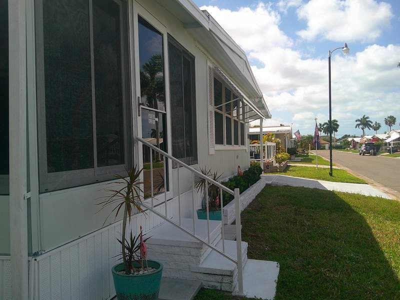 338 AVOCADO ST