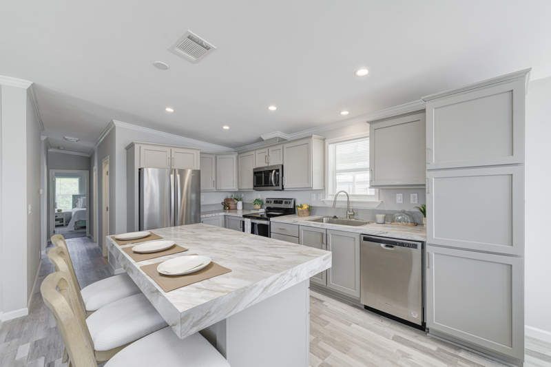 8 Queen Palm Drive