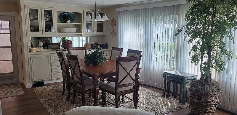 100 Queen Palm Drive