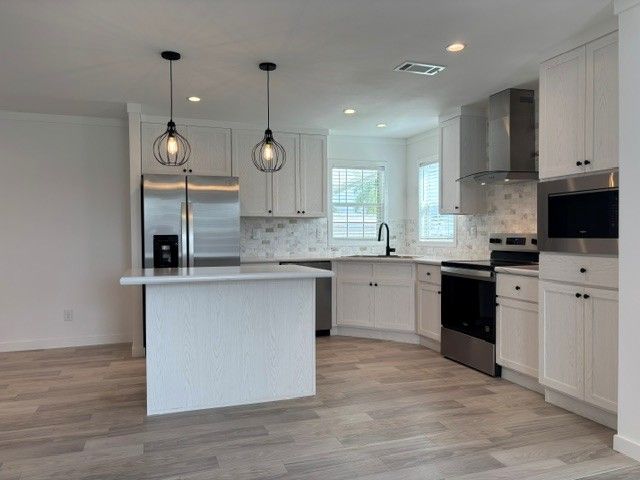 1116 Sleepy Hollow Road