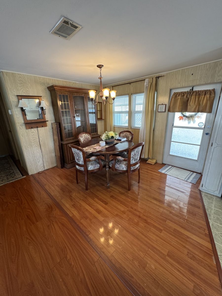 1902 Onaka Drive