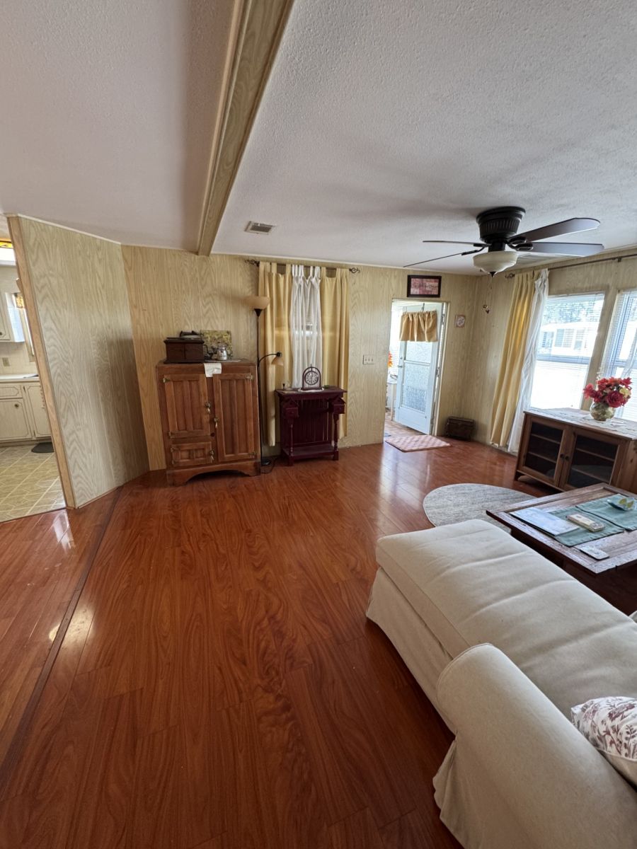 1902 Onaka Drive