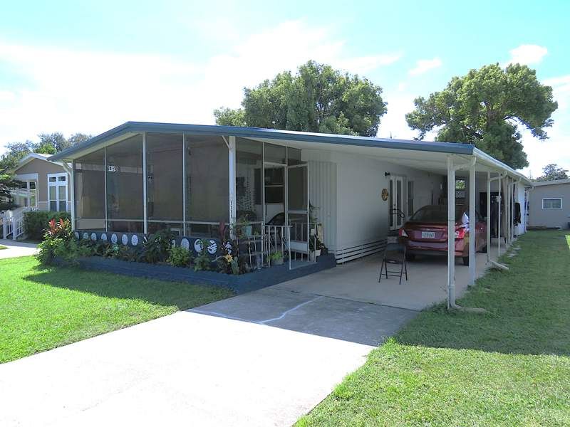 1111 Laura St.