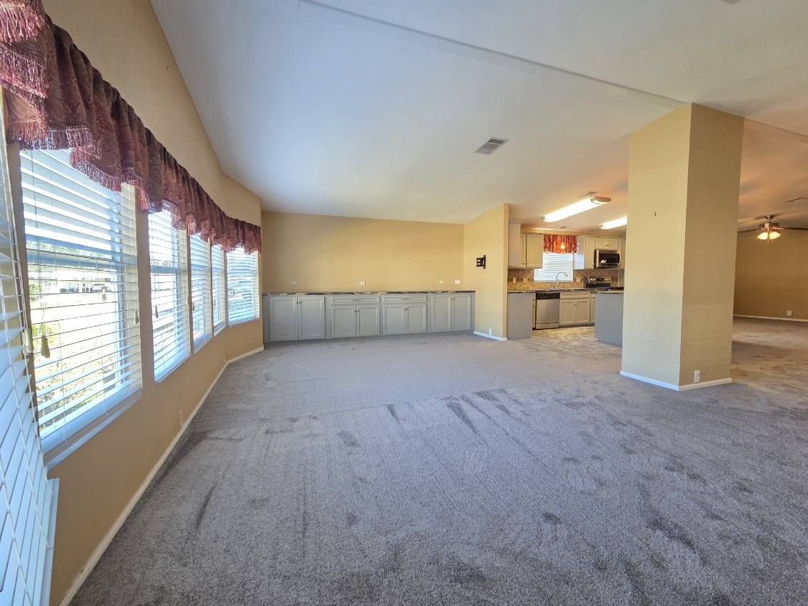 415 McElwee Dr