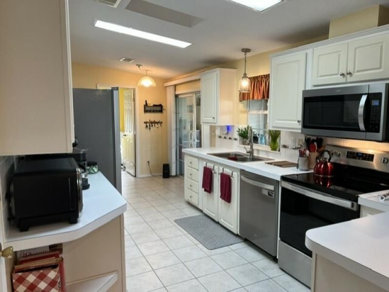 107 Bougainvillea Terrace