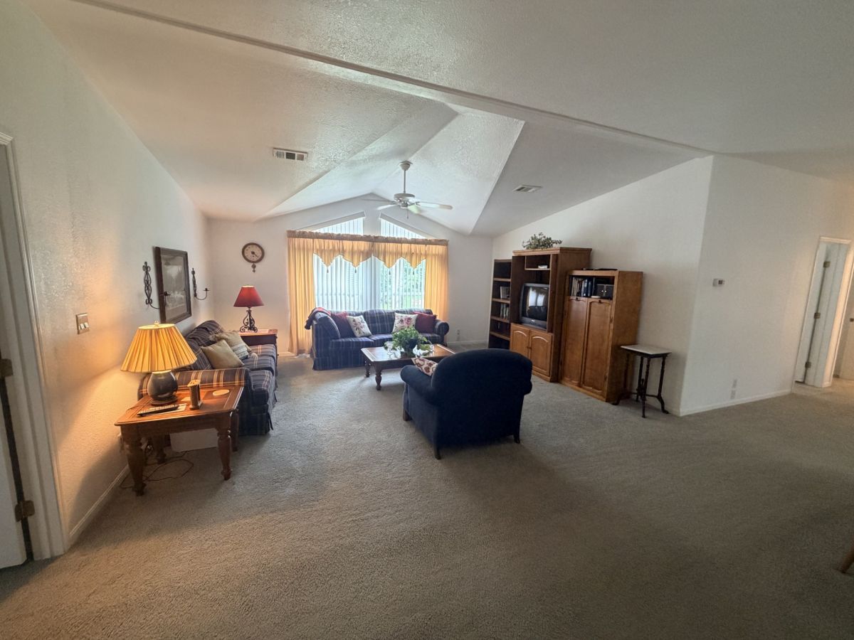 355 Waldorf Dr
