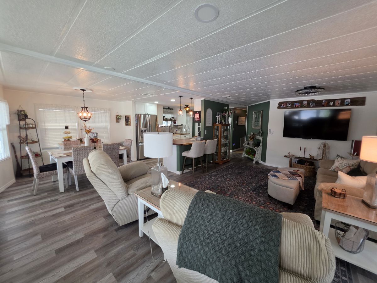 7709 Pauls Lane