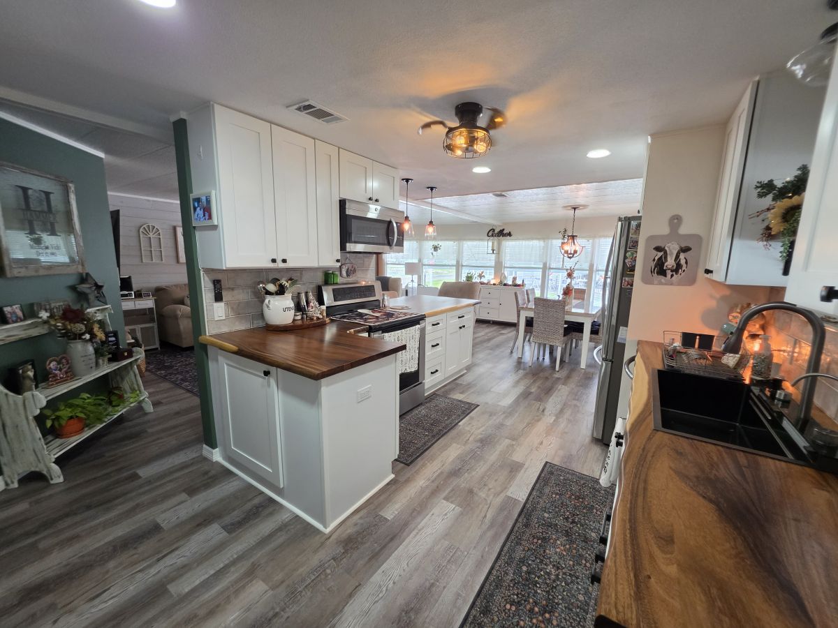 7709 Pauls Lane