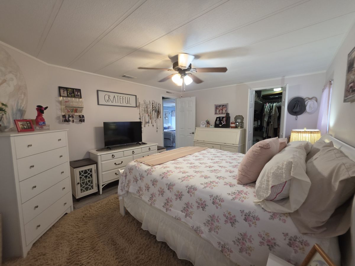 7709 Pauls Lane
