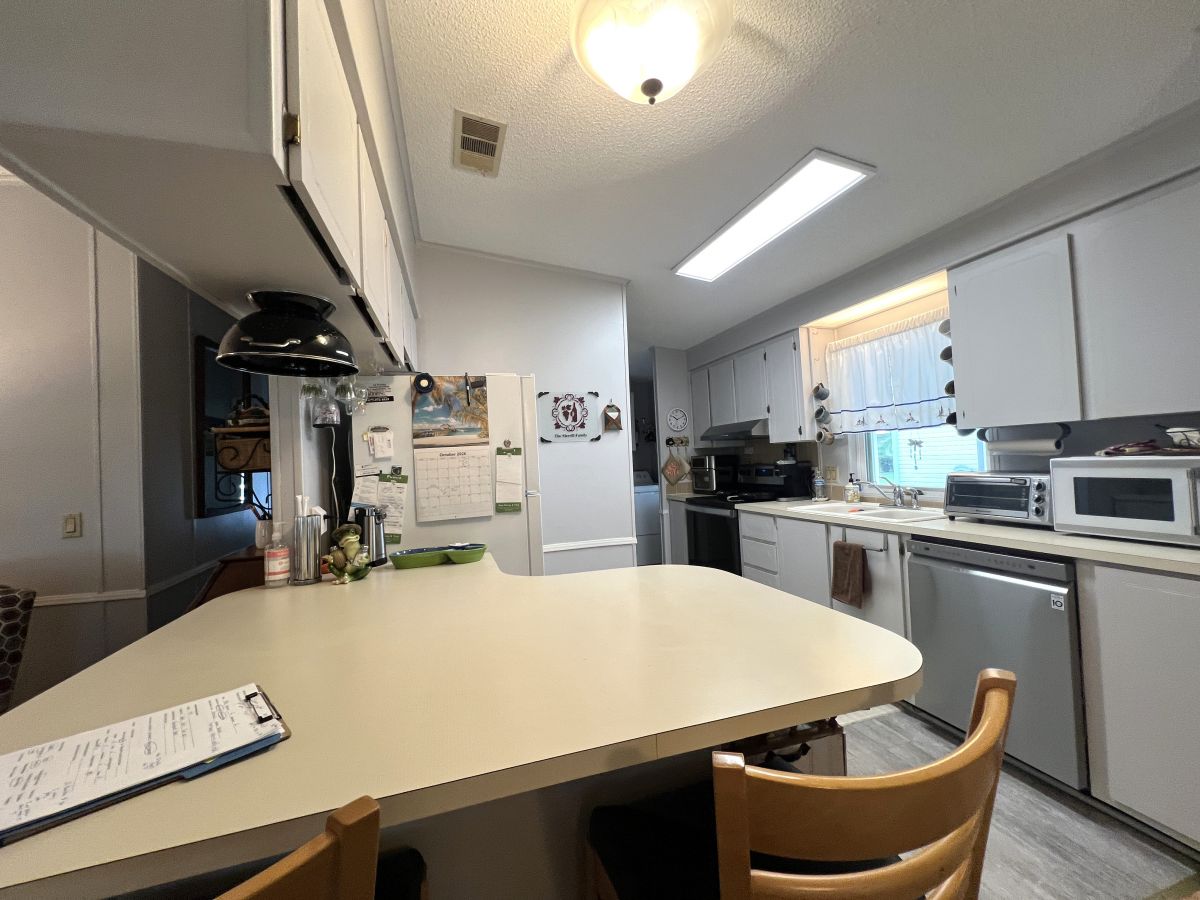 29200 S. Jones Loop Road #322