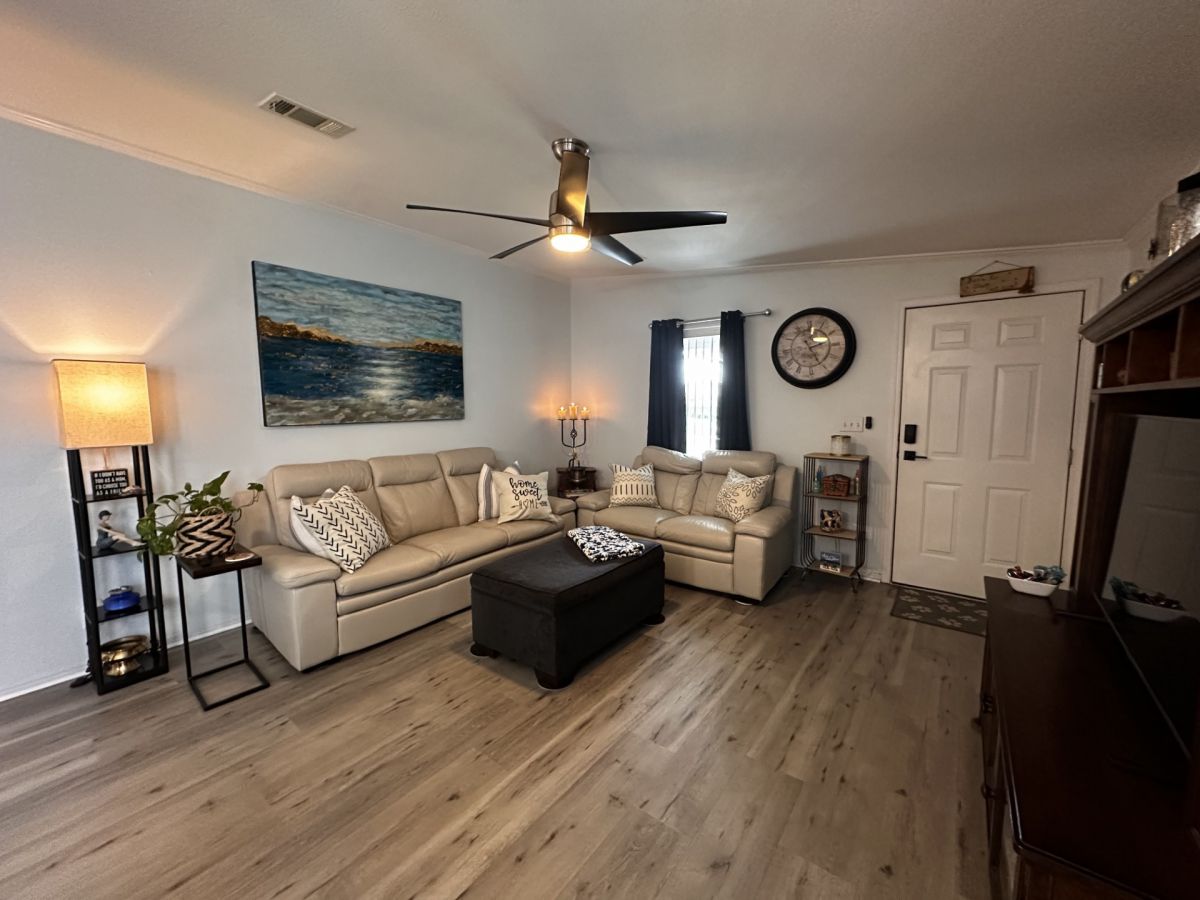 2308 KELLY DRIVE