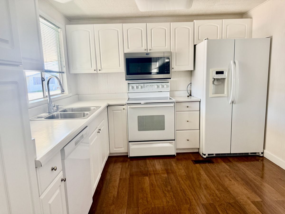 3104 E. BROADWAY, LOT #49