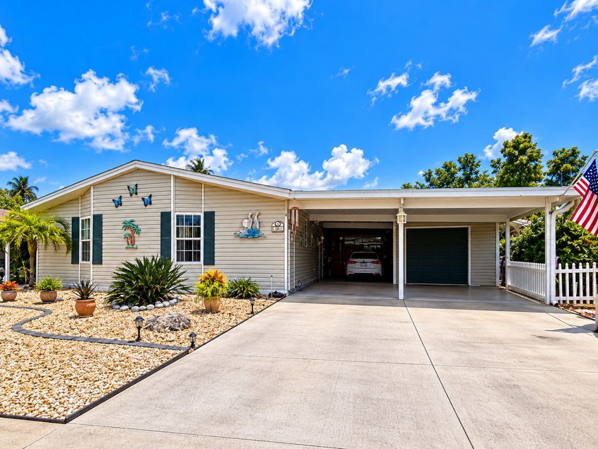 1904 PIER DRIVE
