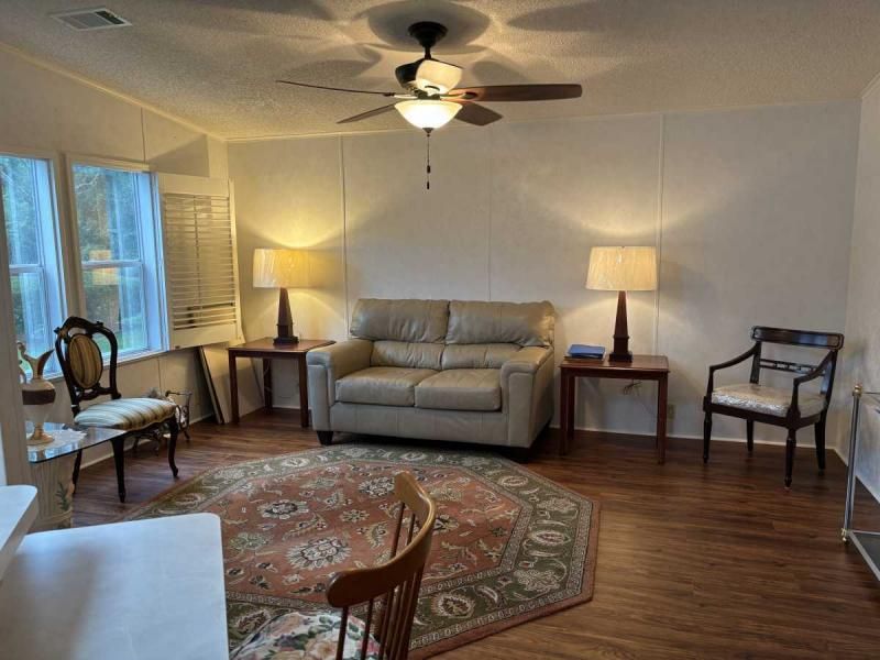 279 Woodside Lake Drive #403