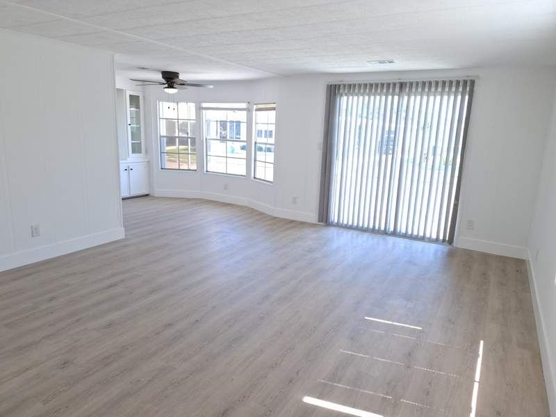322 AVOCADO ST