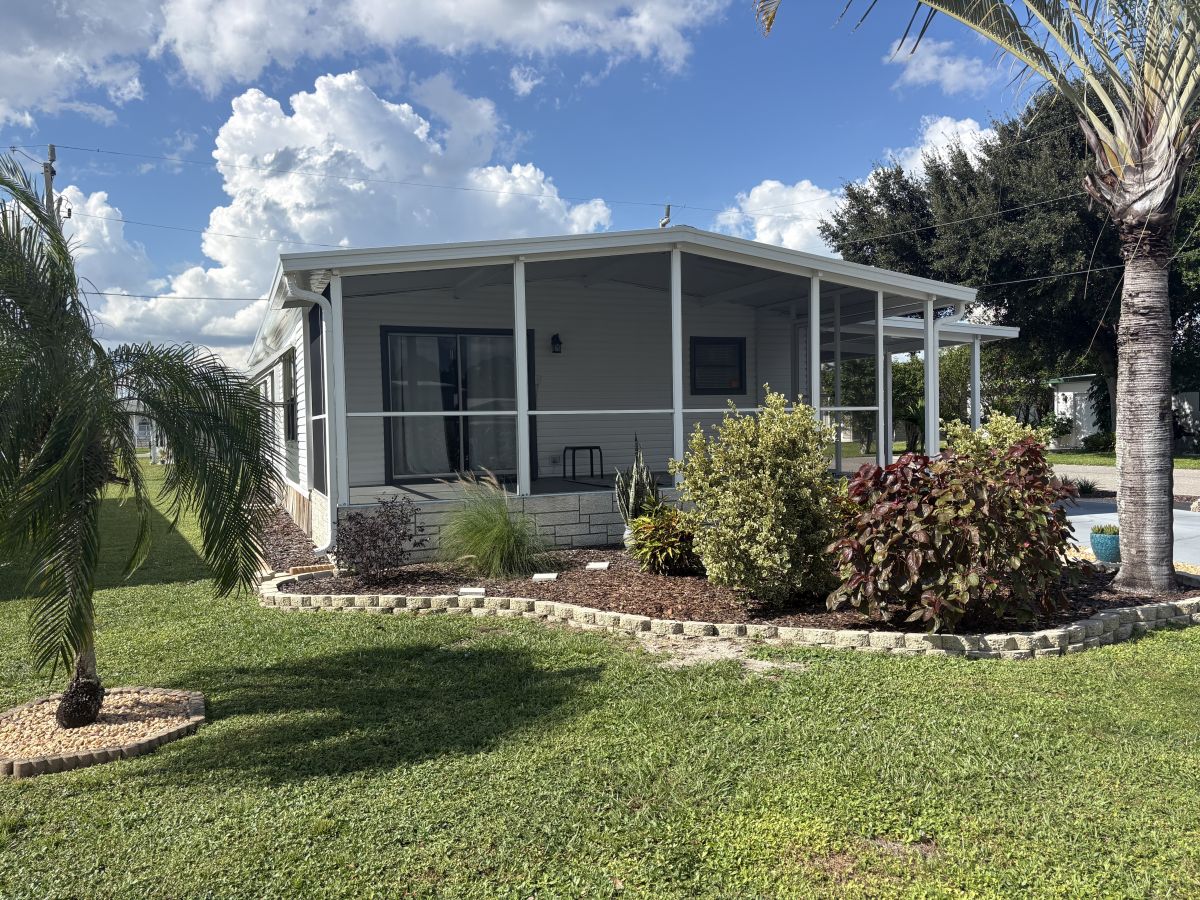 86 SANDHILL DRIVE