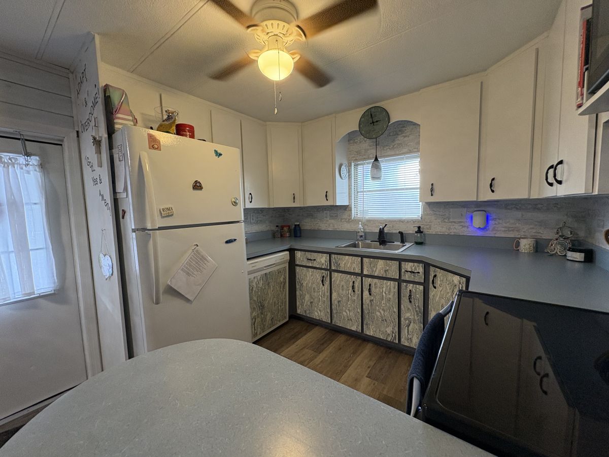 86 SANDHILL DRIVE