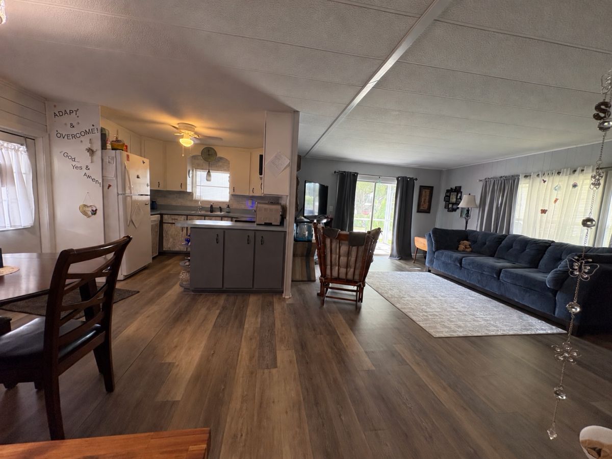 86 SANDHILL DRIVE