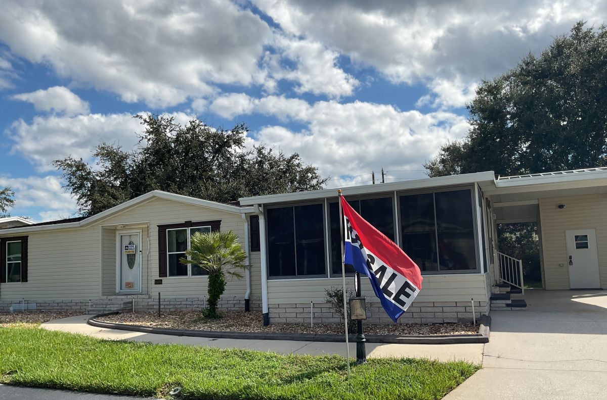 1606 Tahiti Circle