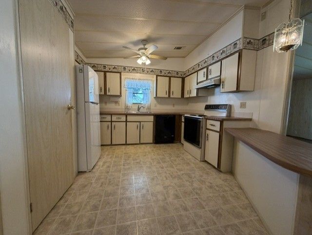 1243 Ariana Village Boulevard
