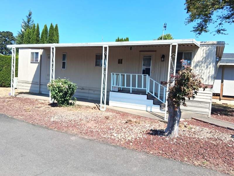 2200 Lancaster Dr SE #8C