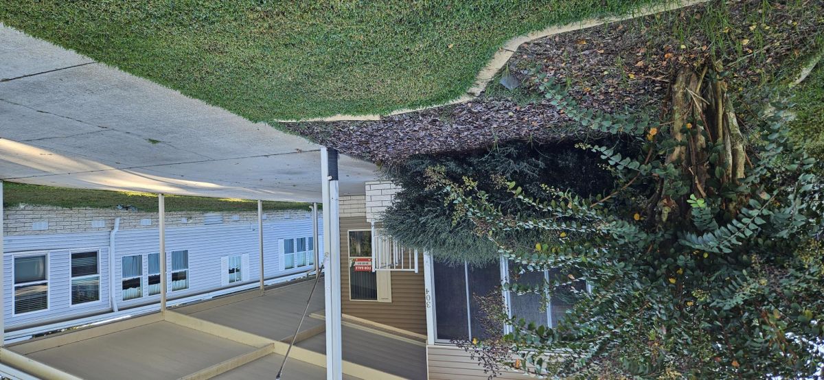 304 Kingslake Drive