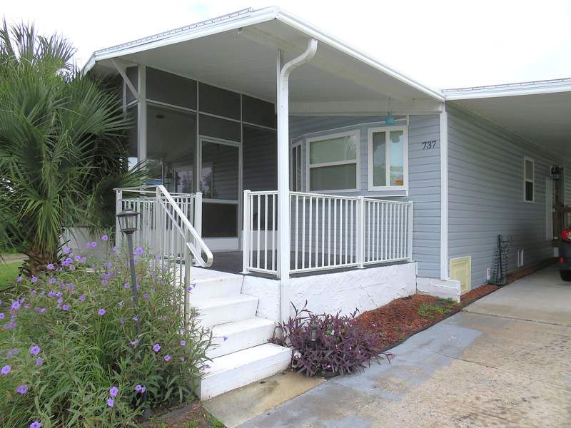 737 Royal Palm Dr.