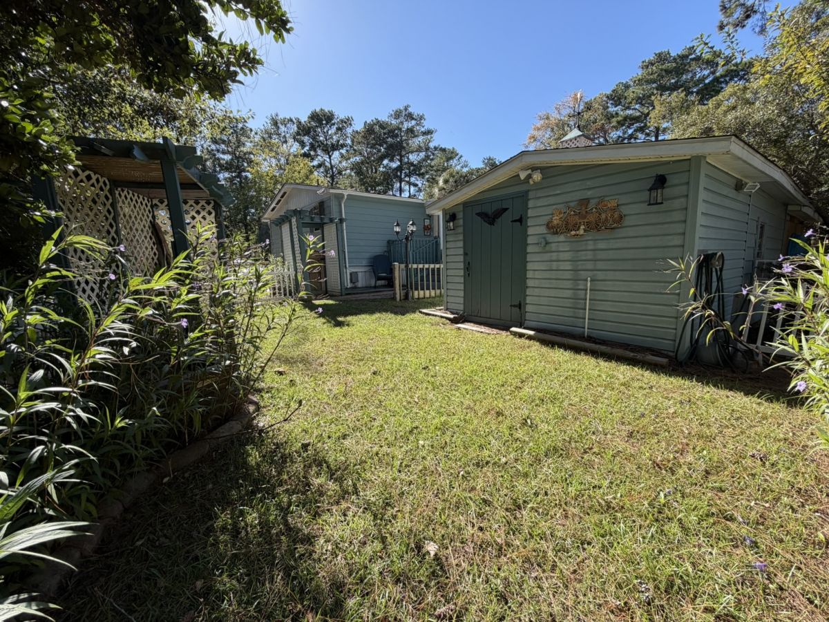 802 Ash Drive