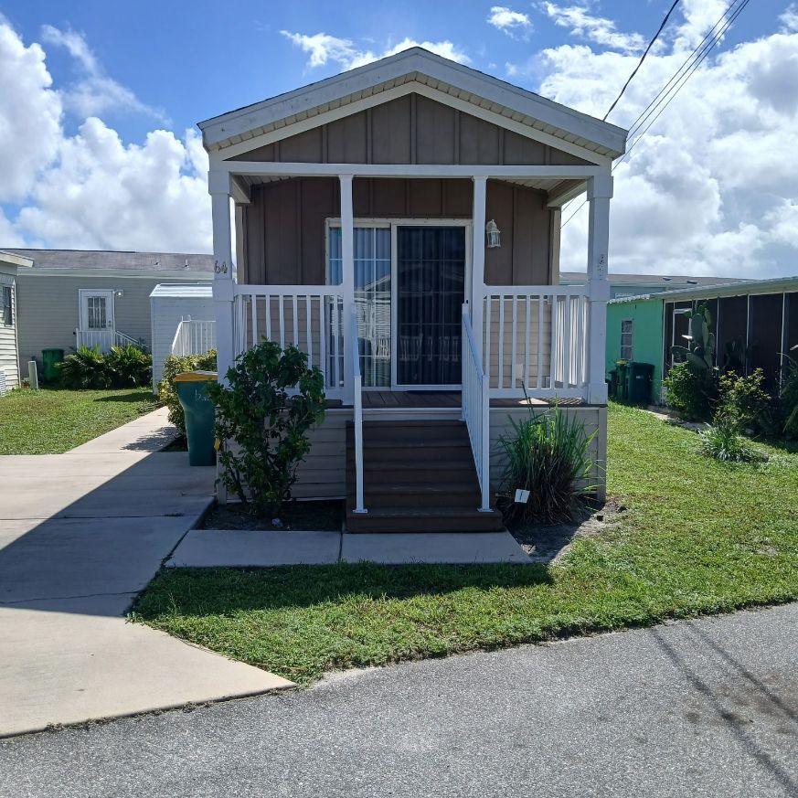 64 Hopetown Rd