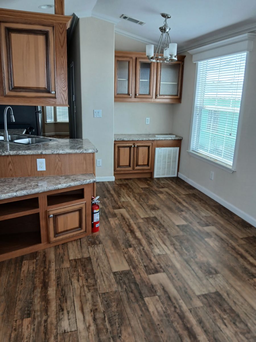 64 Hopetown Rd
