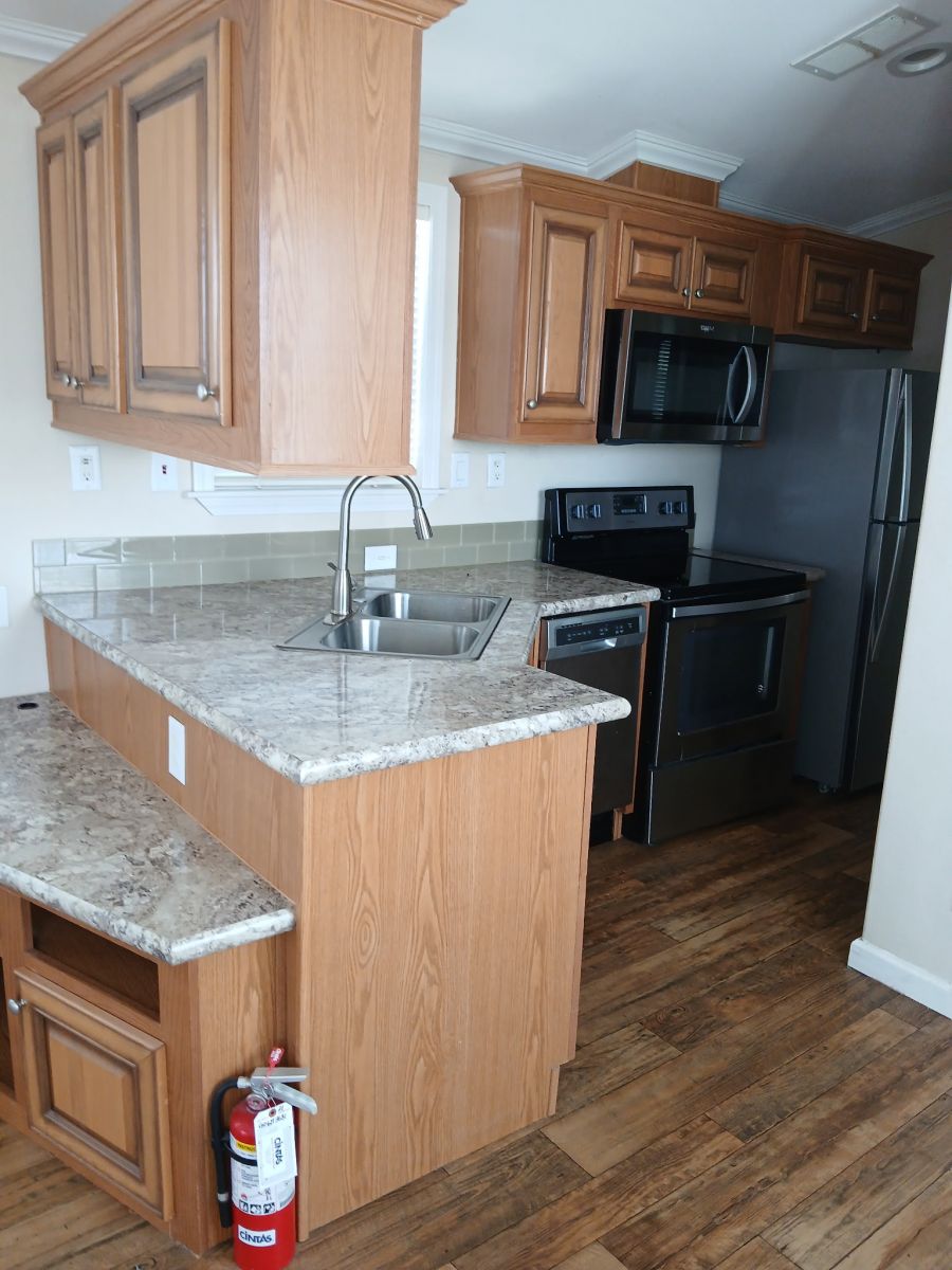 64 Hopetown Rd