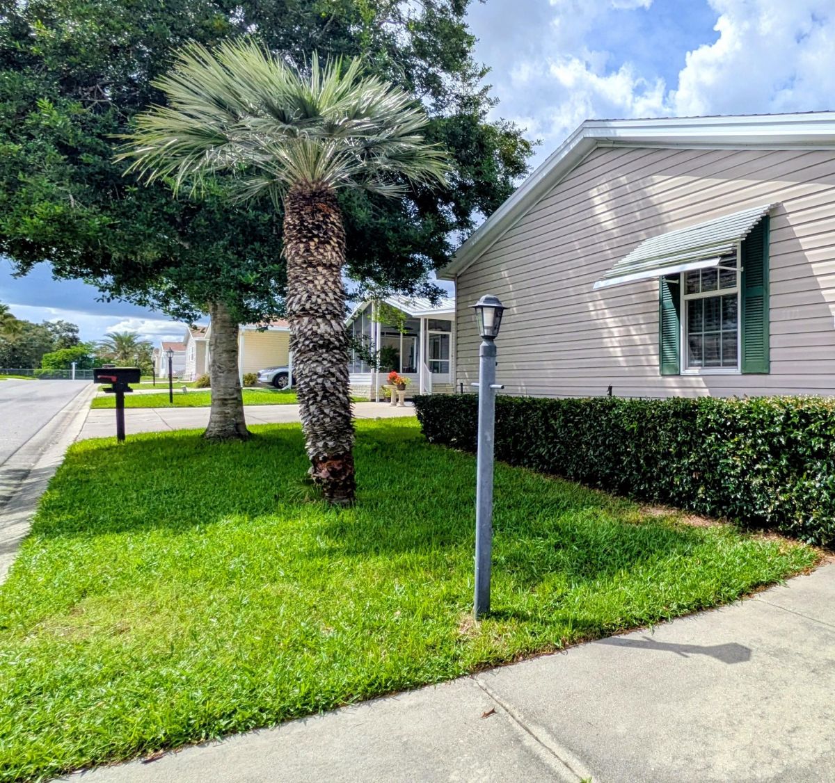 5873 SW 55th Place