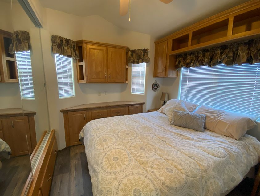 1110 North Henness Road, Site 223