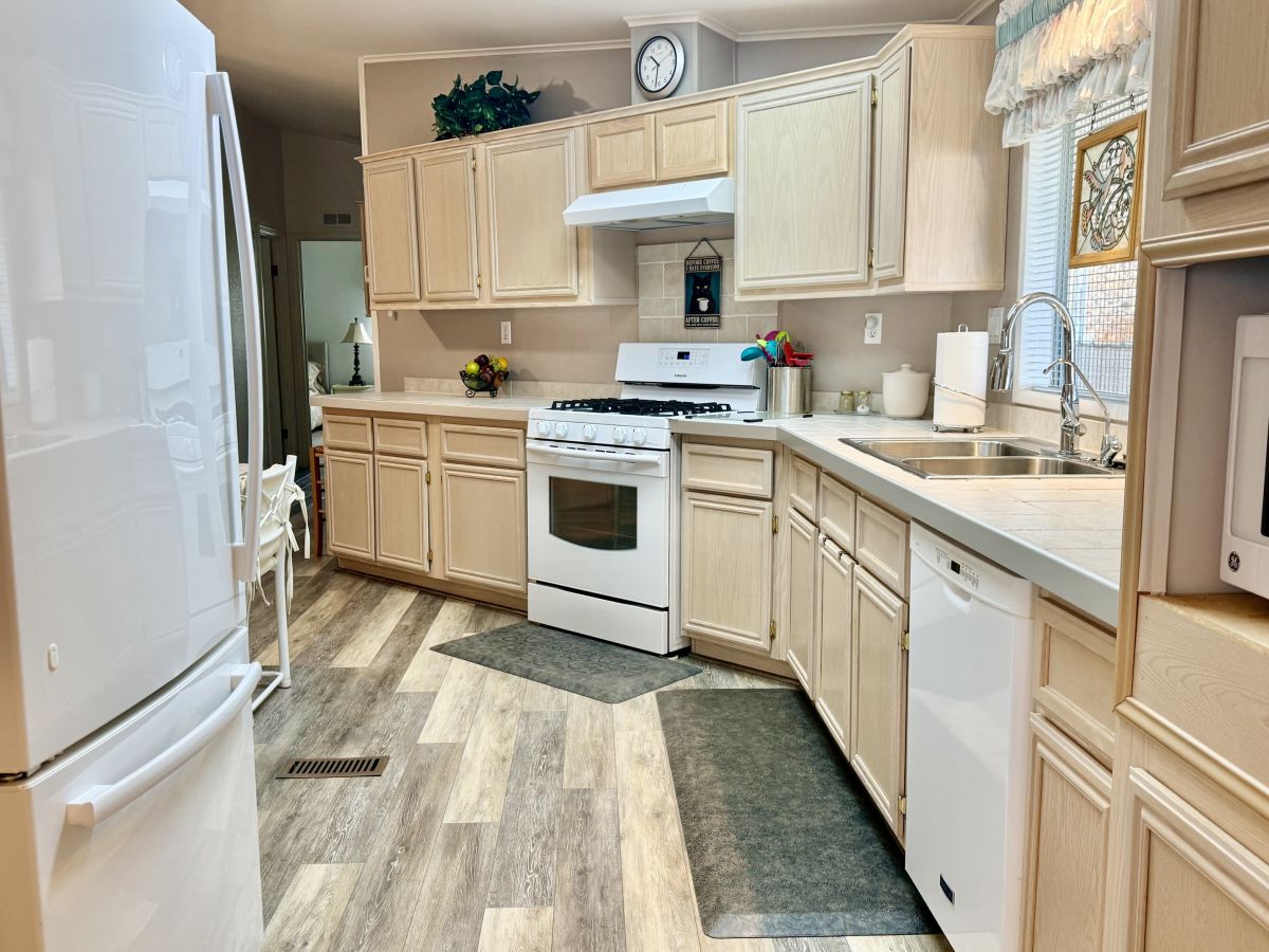 2208 W BASELINE AVENUE, #90