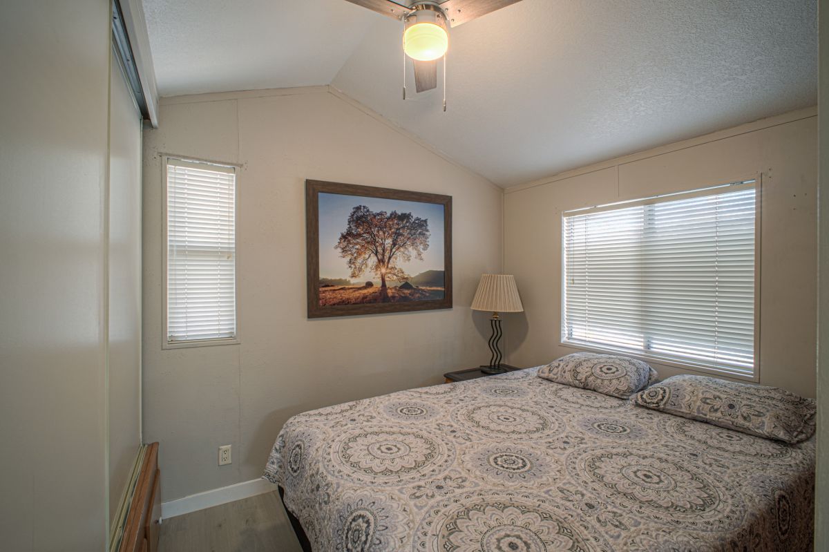 1110 North Henness Road, Site 1475