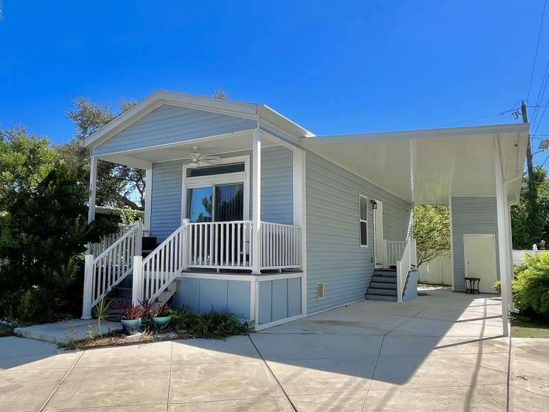 3223 N. Lockwood Ridge Rd. #160