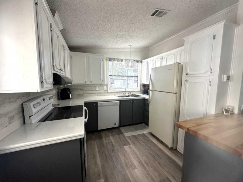 4564 Avalon Cove Lot #207