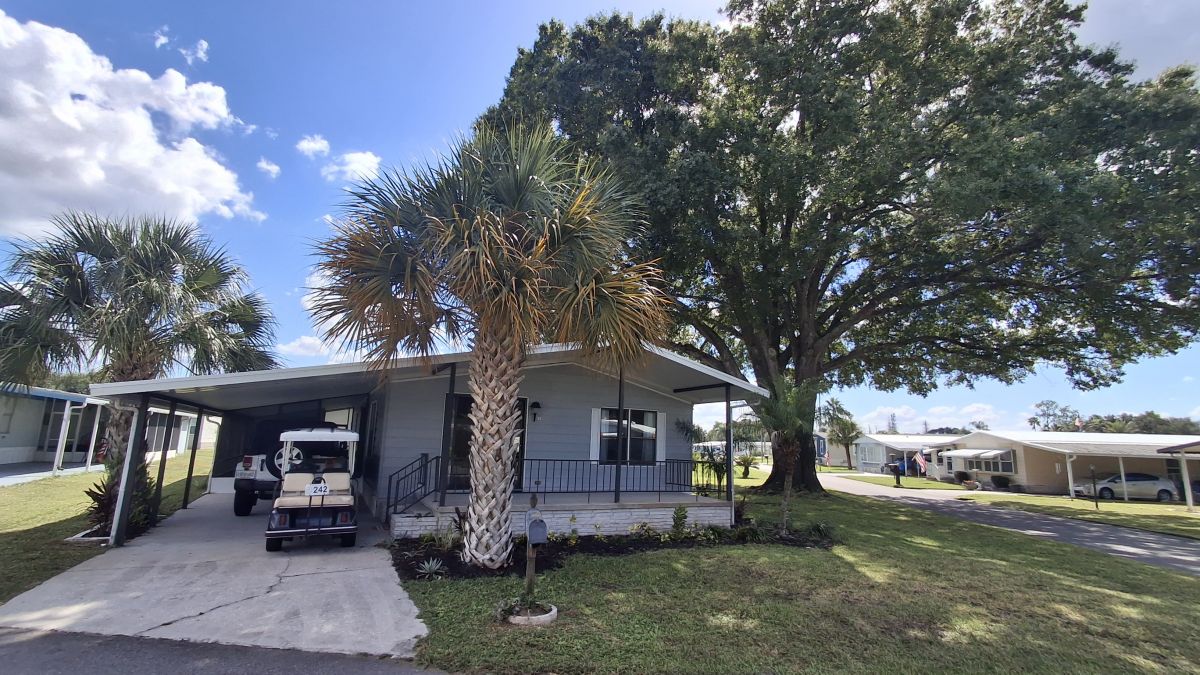 3000 US HWY 17/92 W, LOT #95
