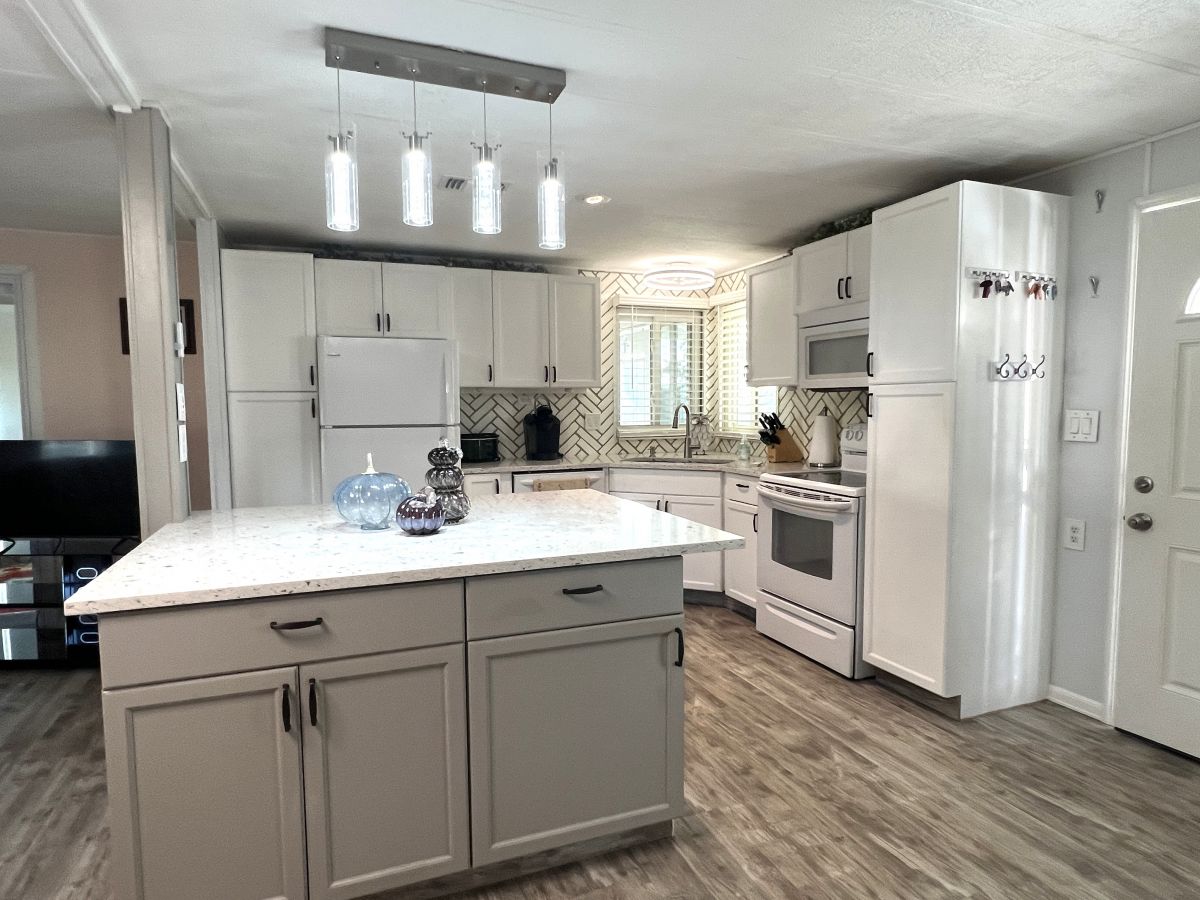29200 S. Jones Loop Road #374