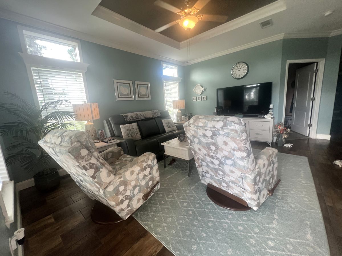 29200 S. Jones Loop Road #801