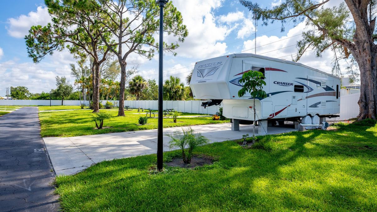 Lake San Marino RV Resort Sun Communities 55 Plus Retirement